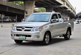 Toyota Hilux Vigo 2.5 G Cab D4D MT ปี 2005