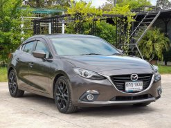 Mazda 3 2.0 S รถเก๋ง 4 ประตู 2017รถสภาพดี มีประกัน