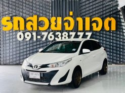 Toyota YARIS 1.2 J รถเก๋ง 5 ประตู ฟรีดาวน์