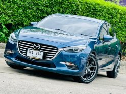 2017 Mazda 3 2.0 S Sports รถเก๋ง 5 ประตู 