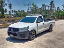 Toyota Hilux Revo 2.4 J M/T 2017 
