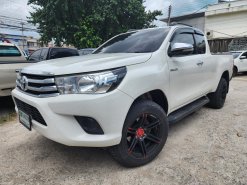 2017 Toyota Hilux Revo 2.4 Prerunner J Plus รถกระบะ รถบ้านมือเดียว