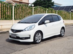 HONDA JAZZ 1.5 SV i-VTEC (MNC) ปี 2013