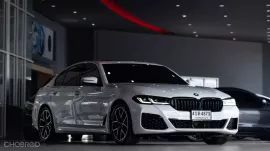 2022 BMW 530e 2.0 M Sport รถเก๋ง 4 ประตู รถบ้านแท้Warrranty ยาวไปถึงปี 2026 จองด่วนที่นี่