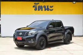 2018 Nissan NP 300 Navara 2.5 Calibre EL Black Edition รถ 4ประตู ออโต้ 🎊ผ่อนเพียง 8,400 บาท 