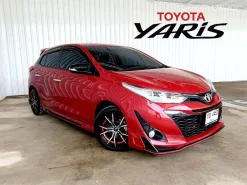 2018 Toyota YARIS 1.2 G รถเก๋ง 5 ประตู 