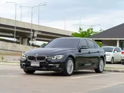 ขายรถ BMW 320i Luxury ปี 2015