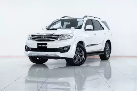 2A408 Toyota Fortuner 3.0 TRD Sportivo 4WD SUV 2013