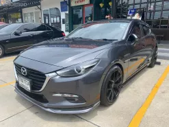 2018 Mazda 3 2.0 C รถเก๋ง 5 ประตู 