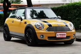 Mini Cooper 1.4 R56 AT (2008) รถบ้านมือเดียวออกศูนย์ ไมล์ 6 หมื่นกว่าโล แม๊ก JCW ขอบ 17 