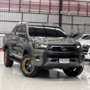 2022 Toyota Hilux Revo 2.4 Prerunner G Rocco รถกระบะ ฟรีดาวน์