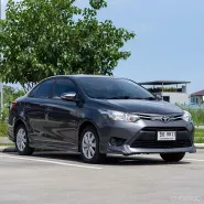 2017 Toyota VIOS 1.5 E รถเก๋ง 4 ประตู 