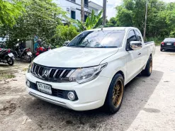 2017 Mitsubishi TRITON 2.5 Mega GLX รถกระบะ ผ่อนเริ่มต้น 4,xxx บาท