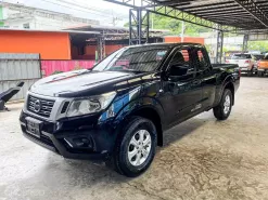 Nissan Navara NP300 King Cab 2.5 Calibre S เกียร์ธรรมดา ปี 2014/2015 ผ่อนเริ่มต้น 4,xxx บาท