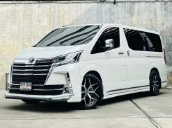 Toyota Majesty Grande 2020 mpv 