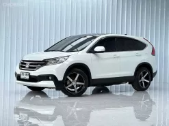  Honda CR-V 2.0 E 4WD รถเก๋ง 5 ประตู ฟรีดาวน์