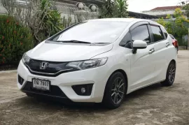 2016 Honda JAZZ 1.5 S i-VTEC รถเก๋ง 5 ประตู 