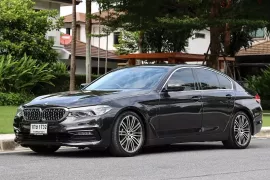 2019 BMW 530e 2.0 Luxury รถเก๋ง 4 ประตู รถสวย ไมล์น้อย มือเดียวป้ายแดง 