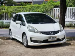 ขายรถ Honda Jazz 1.5 SV รุ่นTop ปี 2011