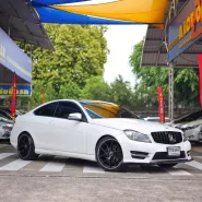 Benz C180 Coupe AMG 1.6 Turbo Plus ปี 2014 สวยจัด สภาพใหม่ ไม่เคยเฉี่ยวชน ประวัติเข้าศูนย์ครบทุกระยะ