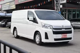 Toyota Hiace 2.8 ECO 2019 รถตู้บรรทุกโฉมล่าสุด เจ้าเดิมดูแลดีเช็คศูนย์ทุกระยะ ฟรีดาวน์ได้