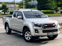 2017 Isuzu D-Max 1.9 Hi-Lander L DA รถกระบะแคป ตัวสูง เกียร์ธรรมดา ฟรีดาวน์ ฟรีส่งรถทั่วไทย