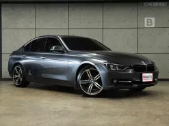 2014 BMW 320i 2.0 F30 Sport Sedan AT Top (Full Option) รายละเอียดตัวรถโดยรวมเรียบร้อยมากครับ B2569