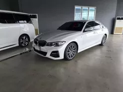 BSIเหลือยาวๆ 2022 BMW 320d 2.0 M Sport รถเก๋ง 4 ประตู ออกรถง่าย