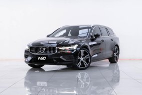 2U14 ขายรถ Volvo V60 2.0 T8 Inscription Wagon ปี 2021