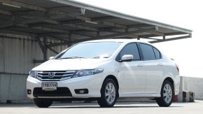 2013 Honda CITY 1.5 V CNG รถเก๋ง 4 ประตู  มือสอง คุณภาพดี ราคาถูก