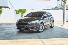 2017 Ford Focus 1.5 Ecoboost Sports คันนี้รถสวยสภาพพร้อมใช้งาน ภายในสะอาด ภายนอกสวย สีเทาดำสวยหรูมาก