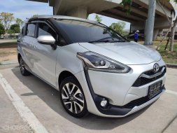 2019 Toyota Sienta 1.5 V รถบ้านมือเดียว
