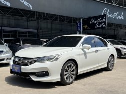 2018 Honda ACCORD 2.0 EL i-VTEC รถเก๋ง 4 ประตู เซอร์วิสศูนย์ทุกระยะ