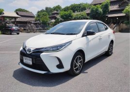 ขาย รถมือสอง 2021 Toyota Yaris Ativ 1.2 Sport รถเก๋ง 4 ประตู  A/T