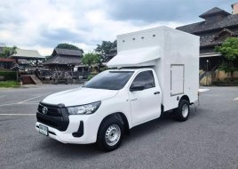 2021 Toyota Hilux Revo SmartCab 2.4 Z-Edition Entry รถกระบะ ตู้ทึบ ท้ายลิฟท์ M/T