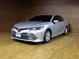2019 Toyota CAMRY 2.0 G  เริ่มต้นผ่อนเดือนละ 11,xxx บาท