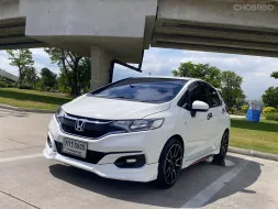ขายรถ Honda JAZZ 1.5 V+ i-VTEC ปี2018 รถเก๋ง 5 ประตู 