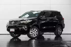 2015 Toyota Fortuner 2.8 V SUV ดาวน์ 0%