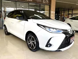 2020 Toyota Yaris 1.2 Sport Premium รถเก๋ง 5 ประตู 