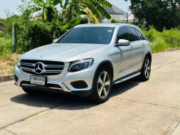 2016 Mercedes-Benz GLC250 2.1 d 4MATIC 4WD SUV ผ่อนเริ่มต้น 26,xxx บาท