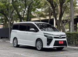 Toyota Voxy 2.0 ZS 2018 รถบ้านมือเดียว ไมล์น้อย ประวัติดี สภาพสวยพร้อมใช้ 