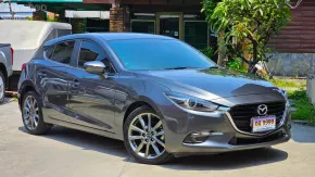 2018 Mazda 3 2.0 S Sports รถเก๋ง 5 ประตู โฉมไมเนอร์เชนจ์ตัวสุดท้าย มือเดียว ไมล์แท้ รถสวยสภาพดีครับ