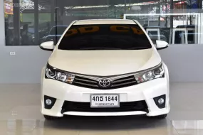 2015 Toyota Corolla Altis 1.8 ESPORT รถเก๋ง 4 ประตู รถสวย