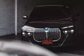 2023 BMW i7 i7 xDrive60 M Sport (First Edition) รถเก๋ง 4 ประตู 