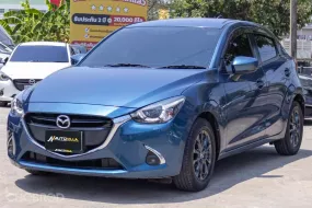  2018 Mazda 2 1.3 High Connect Sport สีน้ำเงินเข้มสวยมาก สีนี้นานๆมาที แถมประหยัดน้ำมัน ผ่อนเบาๆ 