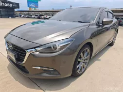 ขาย รถมือสอง 2019 Mazda3 2.0 S รถเก๋ง 4 ประตู 