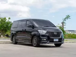 ขายรถ HYUNDAI H-1 Deluxe 2.5 ปี 2019