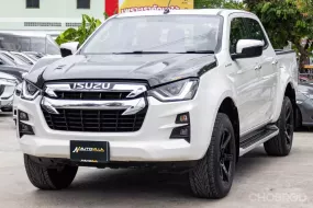 2020  Isuzu Dmax Cab4 Hilander 1.9Z M/T เกียร์ธรรมดา แต่งแม็กพร้อมซิ่ง สวยหรูมาก 