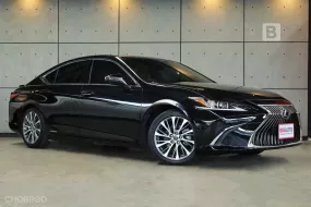 2019 Lexus ES300h 2.5 Luxury Sedan AT รับประกันแบตเตอรี่ Hybrid จาก Lexus 10ปี ไม่จำกัดระยะทาง B3982