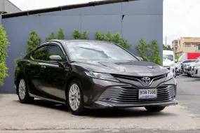 2019 Toyota CAMRY 2.5 HV รถเก๋ง 4 ประตู ฟรีดาวน์